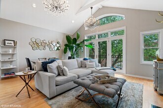 840 N Wood St in Chicago, IL - Building Photo - Building Photo