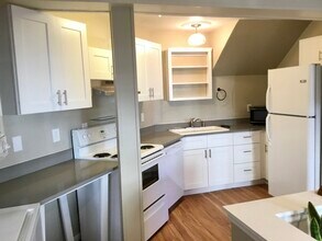 518 W. 15th Avenue, Unit Mother In Law Unit in Spokane, WA - Building Photo - Building Photo