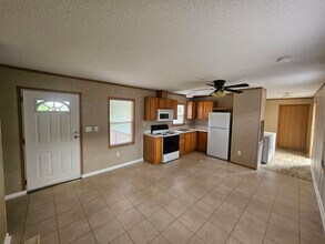 127 Lonesome Hill Rd in Leesville, LA - Building Photo - Building Photo