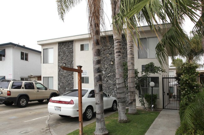 4664 N 34th St in San Diego, CA - Building Photo - Building Photo