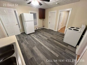 23 Dale St in Ware, MA - Building Photo - Building Photo