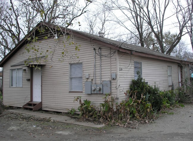 308-310 Johnson St in Pasadena, TX - Building Photo - Building Photo