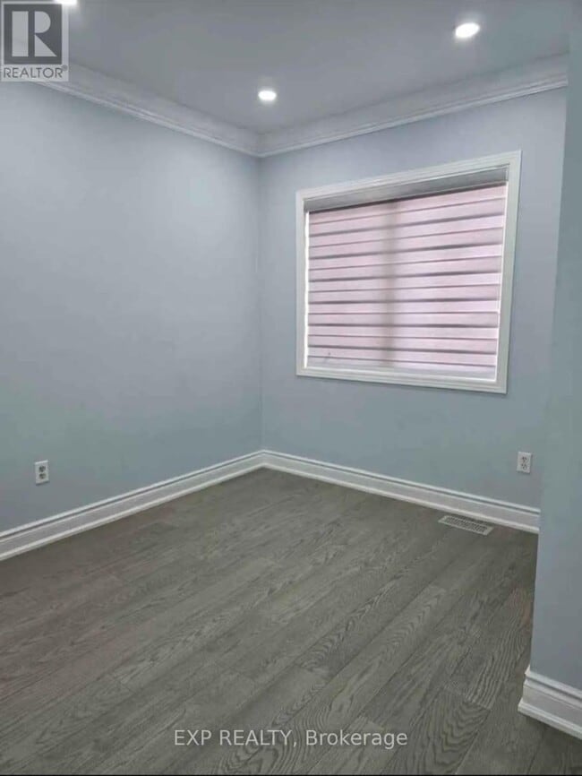 6399 Spinnaker Cir in Mississauga, ON - Building Photo - Building Photo