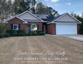 68 Carlisle Ln in Savannah, GA - Building Photo
