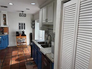 11391 SW 74th Terrace in Miami, FL - Building Photo - Building Photo