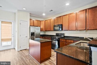 1119 Ellis Mill Rd in Glassboro, NJ - Foto de edificio - Building Photo