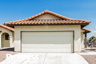 7700 Blackbird Ave in Las Vegas, NV - Building Photo