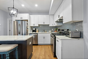 26 Sherman Ave, Unit #1 in Jersey City, NJ - Building Photo - Building Photo