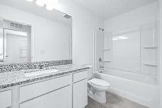 3269 Vesara Dr in Davenport, FL - Building Photo - Building Photo
