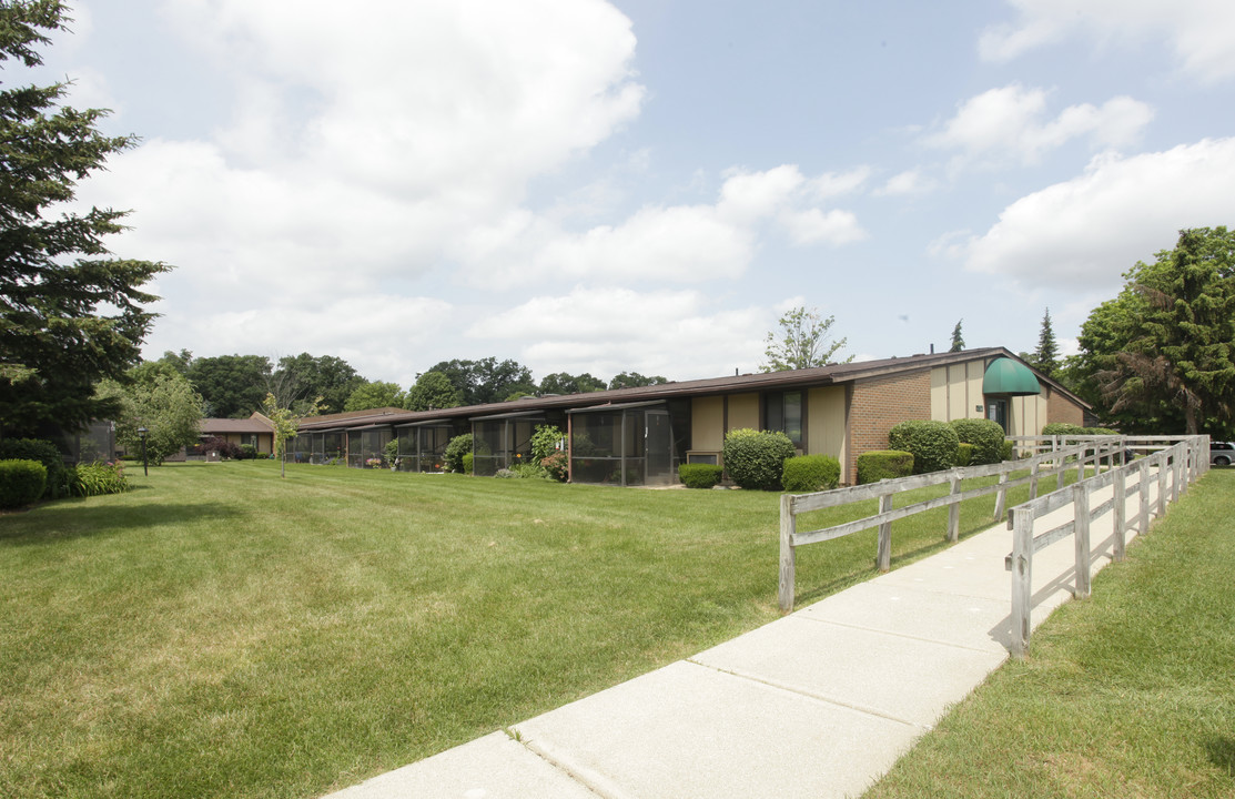 Crossraods Village in Portage, MI - Building Photo