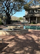 12166 Metric Blvd in Austin, TX - Building Photo - Building Photo