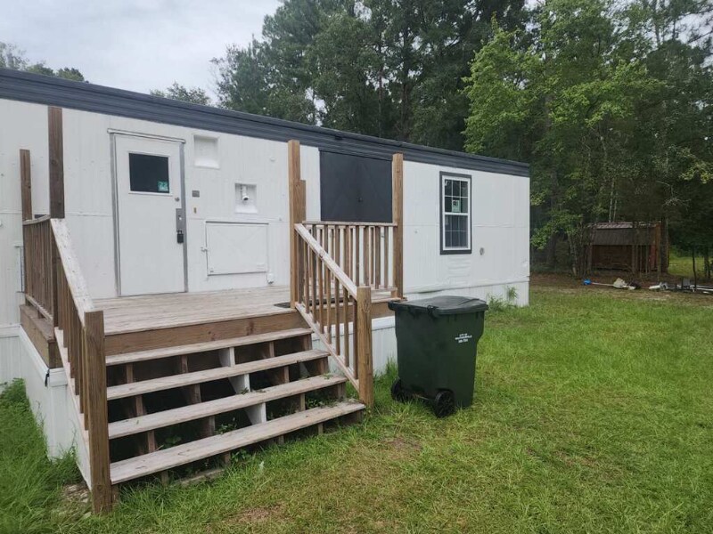 228 Strickland Rd-Unit -A in Allenhurst, GA - Building Photo