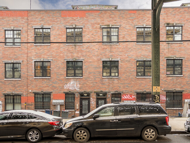 1340 Myrtle Ave in Brooklyn, NY - Building Photo - Building Photo