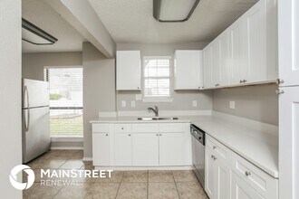 9054 Chinon in San Antonio, TX - Building Photo - Building Photo