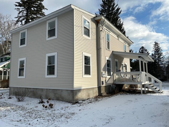 10 Rochester St in Dryden, NY - Building Photo - Building Photo