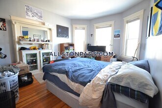63 Easton St in Boston, MA - Building Photo - Building Photo