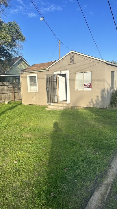 6900 Cottage St in Winton, CA - Building Photo