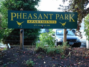 Pheasant Park Apartments in Springfield, OR - Foto de edificio - Building Photo