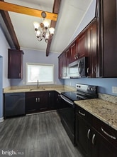 6020 Regents Park Rd in Centreville, VA - Building Photo - Building Photo