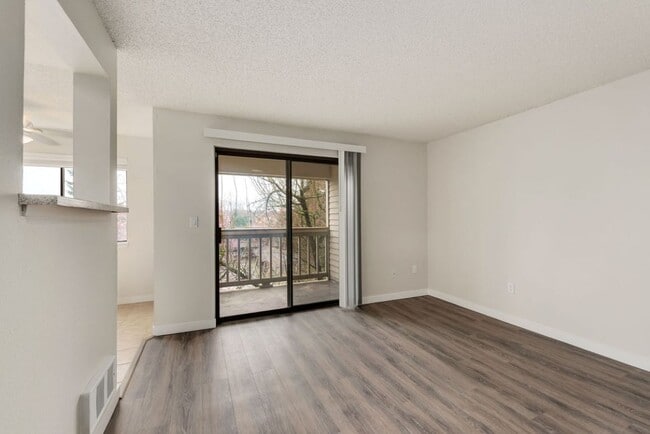 Avon Park in Burien, WA - Foto de edificio - Interior Photo