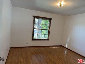 5500 Colbath Ave in Los Angeles, CA - Building Photo - Building Photo