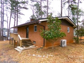 869 Emerald Shores Rd in Mount Gilead, NC - Building Photo - Building Photo