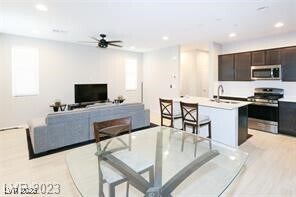 712 Sleeping City Ave in Henderson, NV - Building Photo