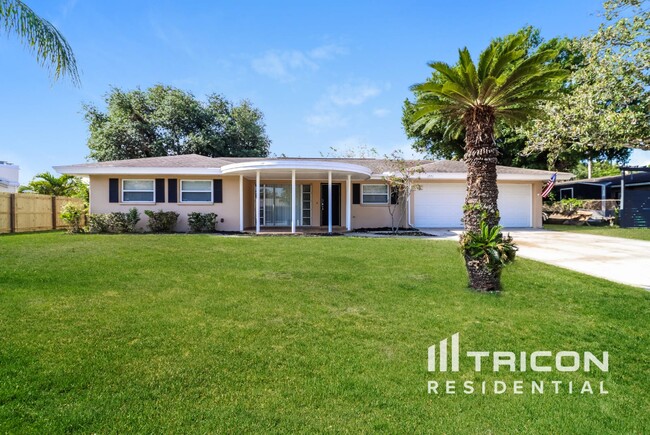 property at 1771 Faulds Rd N