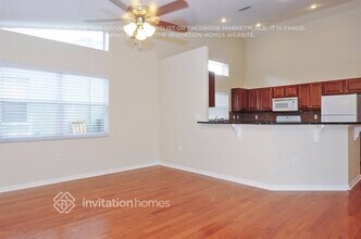 5547 Foxtail Ct in Wesley Chapel, FL - Foto de edificio - Building Photo
