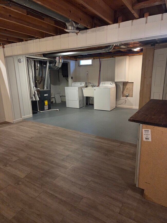 3608 W 73rd Ct in Merrillville, IN - Foto de edificio - Building Photo