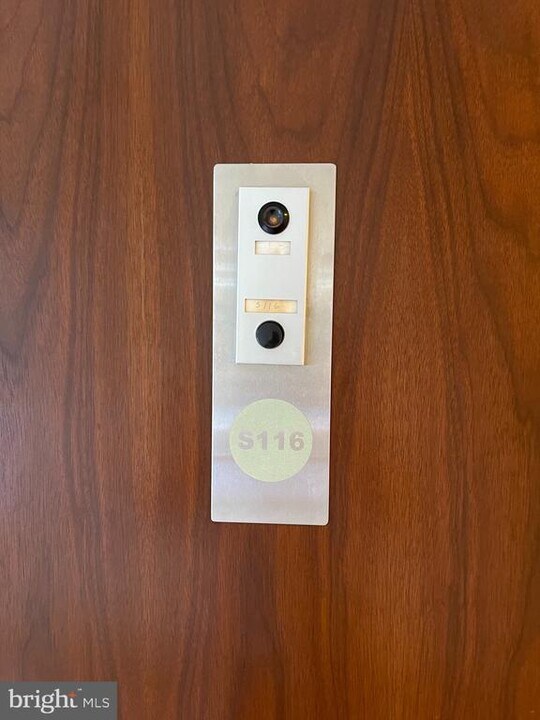 520 N St SW in Washington, DC - Foto de edificio