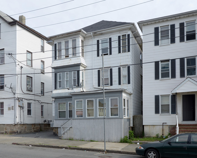 235 Sawyer St in New Bedford, MA - Building Photo - Building Photo