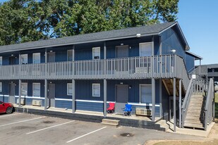 Spanish Oaks in Theodore, AL - Building Photo