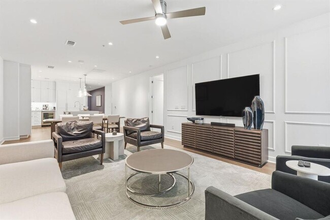 82 Island Dr in Horseshoe Bay, TX - Building Photo - Building Photo