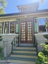 49 Onderdonk Ave in Albany, NY - Building Photo - Building Photo