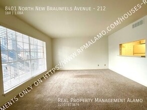 8401 N New Braunfels Ave in San Antonio, TX - Building Photo - Building Photo