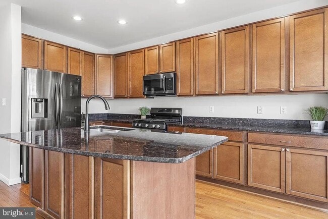 11901 Benton Lake Rd in Linton Hall, VA - Building Photo - Building Photo