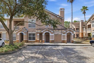 17942 Villa Creek Dr in Tampa, FL - Building Photo