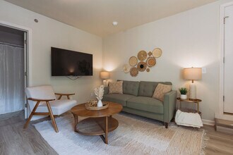 308 Lamont St, Unit ID1397958P in Johnson City, TN - Building Photo - Building Photo