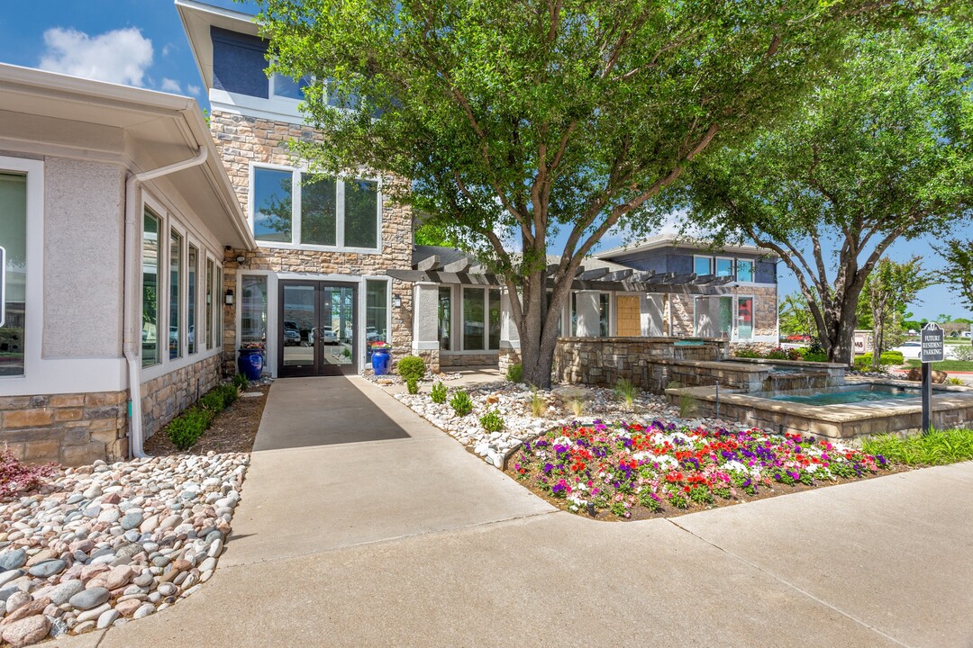 Verandas at City View in Fort Worth, TX - Foto de edificio