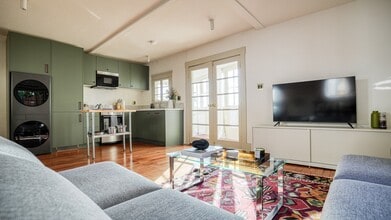 3907 Berenice Pl in Los Angeles, CA - Building Photo - Building Photo