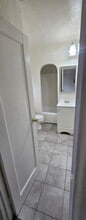 300 Linda Vista Dr in Bakersfield, CA - Building Photo - Building Photo