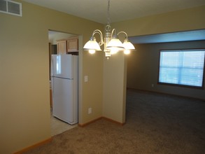 15042 Rockdale Rd in South Beloit, IL - Building Photo - Building Photo