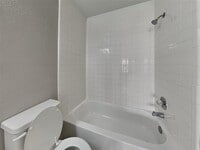16327 Petaluma Dr photo'