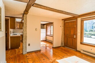 475 Center St, Unit L in Hanover, MA - Building Photo - Building Photo