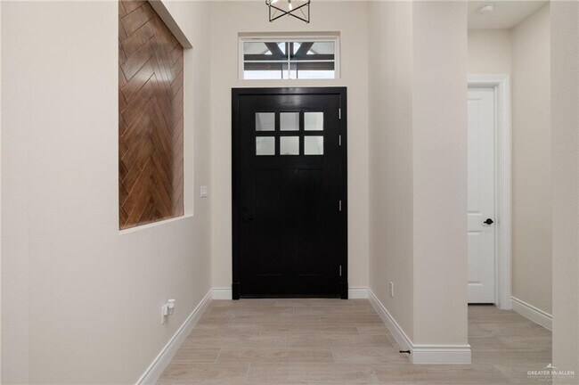 22 Linva Ave in Edinburg, TX - Building Photo - Building Photo