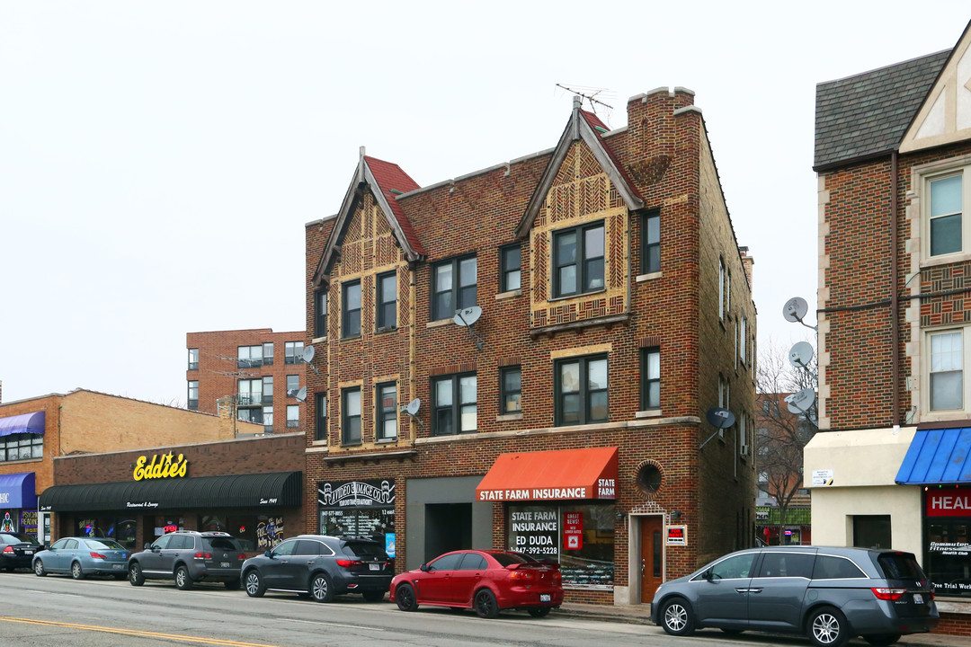 12 E Northwest Hwy in Arlington Heights, IL - Foto de edificio