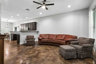 1605 Labarre St in Mandeville, LA - Building Photo - Building Photo