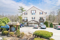 Old Mill Apartments in Saint Johns, PA - Foto de edificio - Building Photo