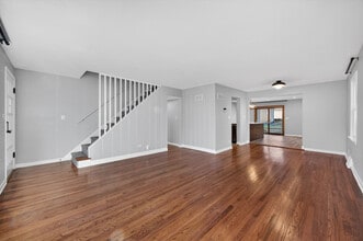 4524 Washington St in Downers Grove, IL - Building Photo - Building Photo